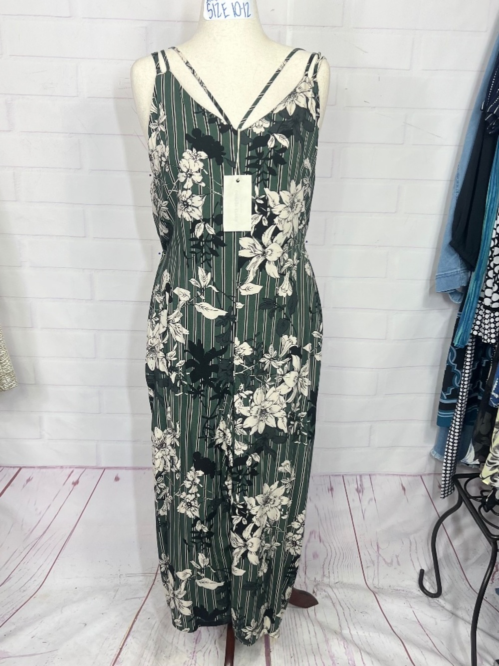 NWT🤩 |•ORANGE CREEK•| Green Floral Wide Leg Jumpsuit Size XL